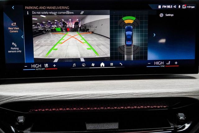 2025 BMW 3 Series 330i - 22977884 - 23