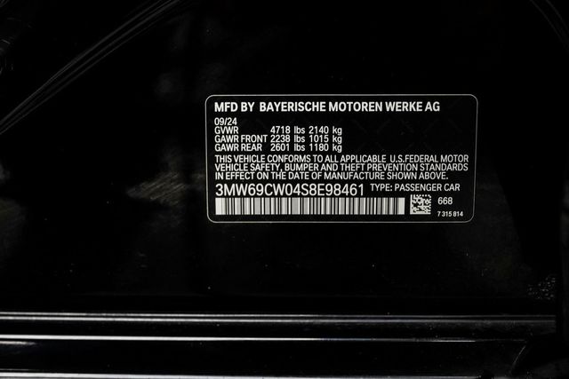 2025 BMW 3 Series 330i - 22977884 - 40
