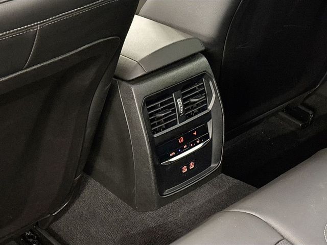 2025 BMW 3 Series 330i - 23065311 - 16