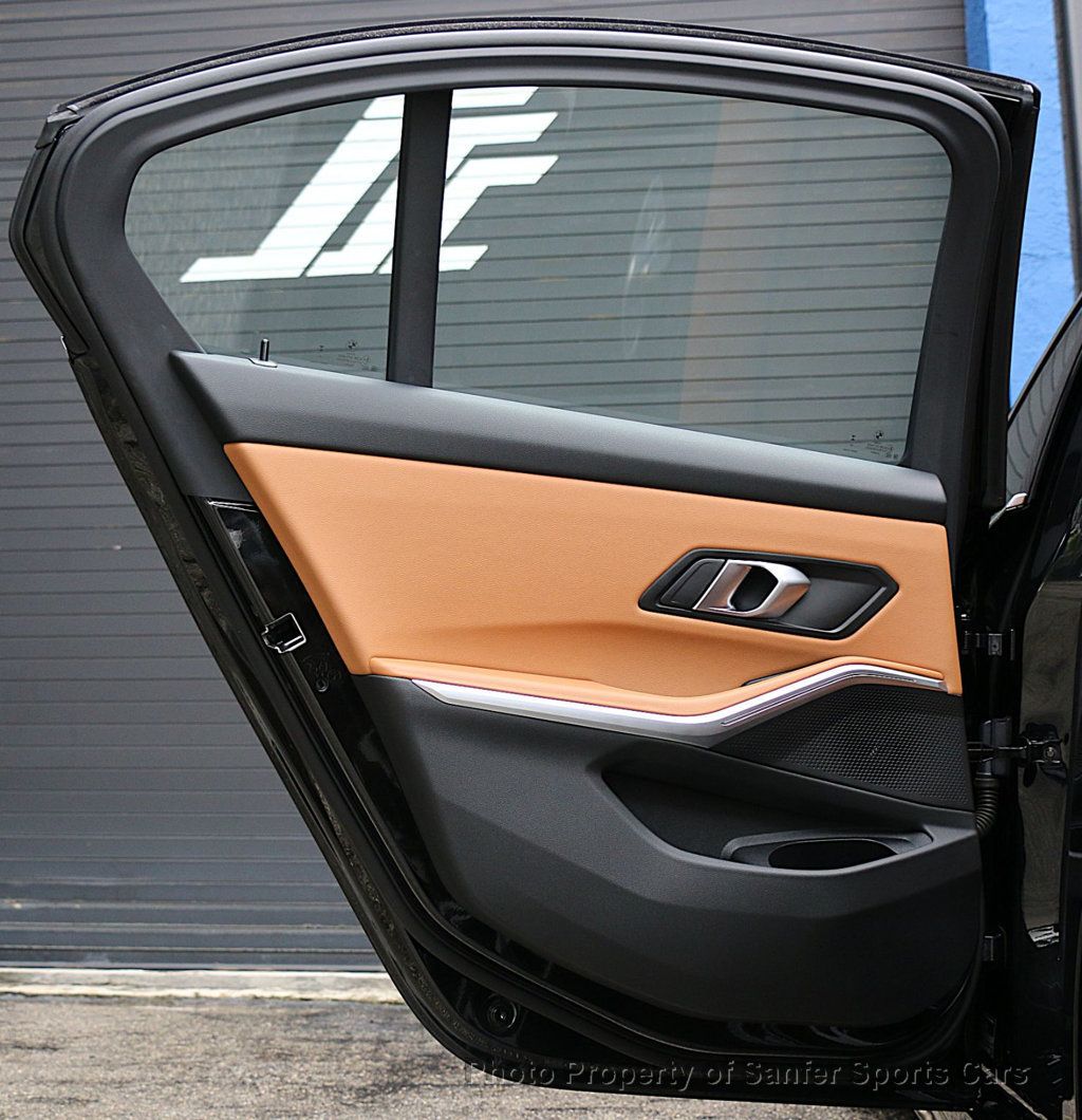 2025 BMW 3 Series 330i - 23079701 - 19