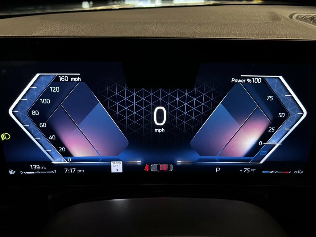 2025 BMW 3 Series 330i/ActiveDriveAssist/HtdSeats/HtdSteeringWheel/ConveniencePkg - 23079597 - 10