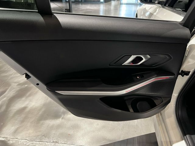 2025 BMW 3 Series 330i/ActiveDriveAssist/HtdSeats/HtdSteeringWheel/ConveniencePkg - 23079597 - 18