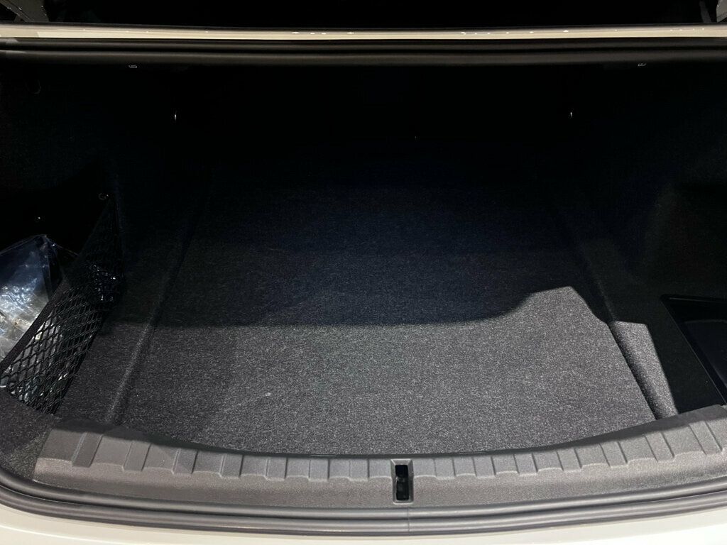 2025 BMW 3 Series 330i/ActiveDriveAssist/HtdSeats/HtdSteeringWheel/ConveniencePkg - 23079597 - 20
