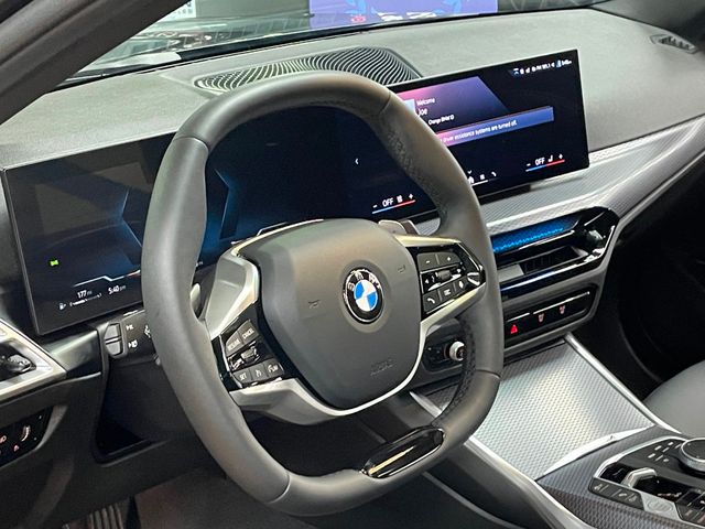 2025 BMW 3 Series 330i xDrive - 22957273 - 14