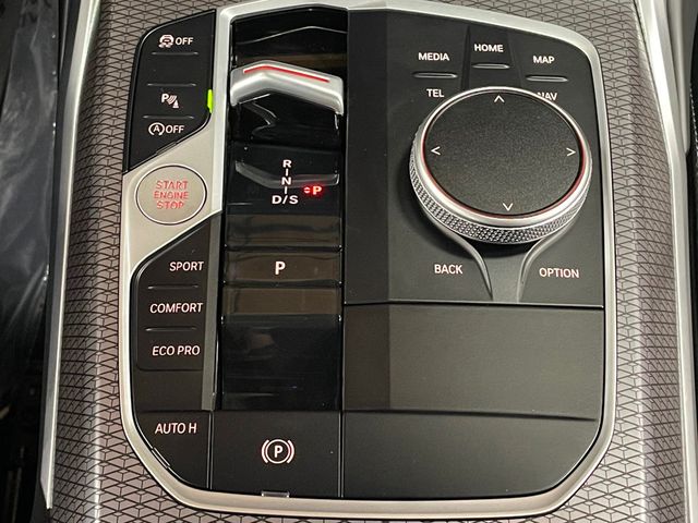 2025 BMW 3 Series 330i xDrive - 22957273 - 41