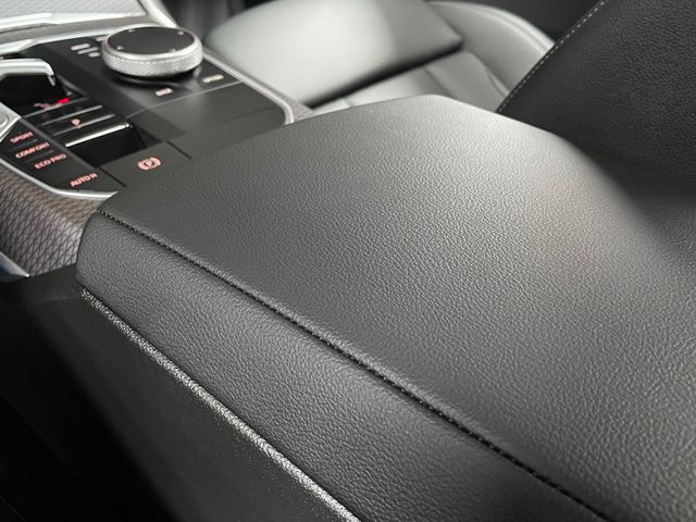 2025 BMW 3 Series 330i xDrive - 22957273 - 43