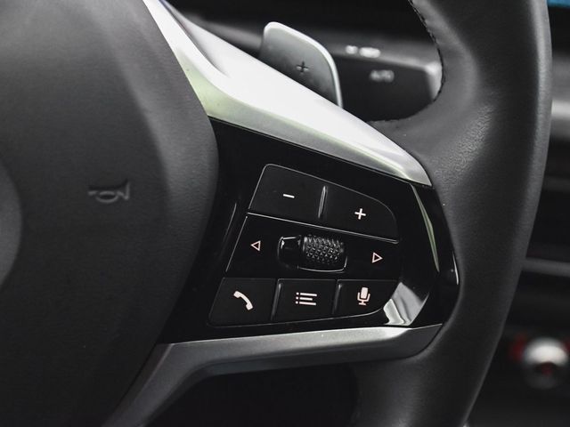 2025 BMW 3 Series 330i xDrive - 22956763 - 31