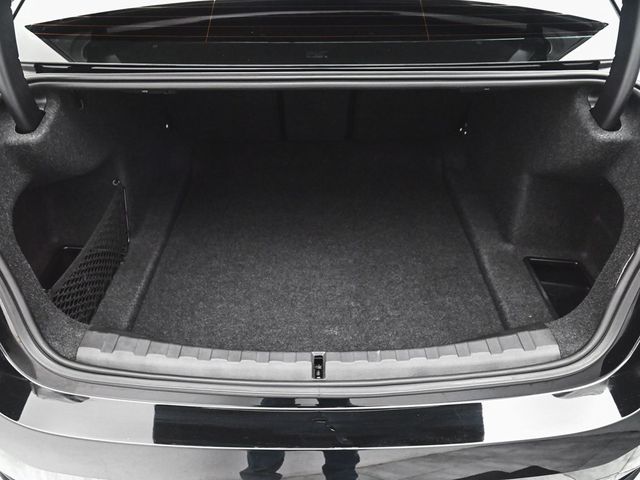 2025 BMW 3 Series 330i xDrive - 22956763 - 45