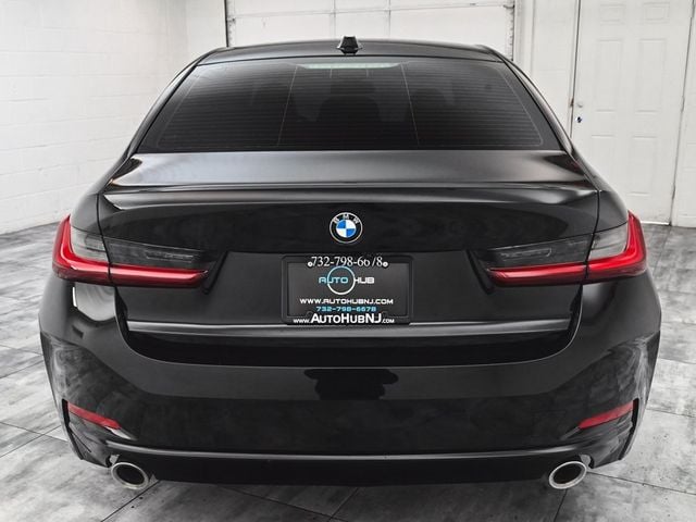 2025 BMW 3 Series 330i xDrive - 22956763 - 4