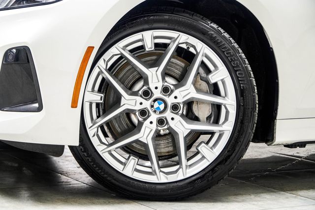 2025 BMW 3 Series 330i xDrive - 22994148 - 2