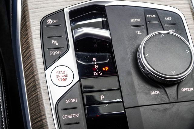 2025 BMW 3 Series 330i xDrive - 23066548 - 20