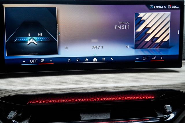 2025 BMW 3 Series 330i xDrive - 23066548 - 22