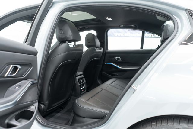 2025 BMW 3 Series 330i xDrive - 22905313 - 38