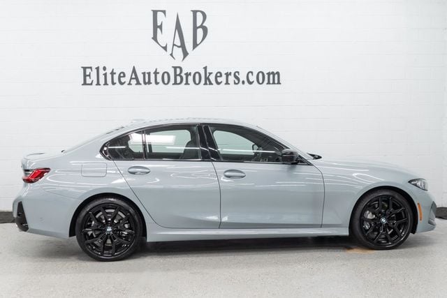 2025 BMW 3 Series 330i xDrive - 22905313 - 4