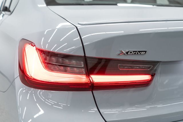 2025 BMW 3 Series 330i xDrive - 22905313 - 52