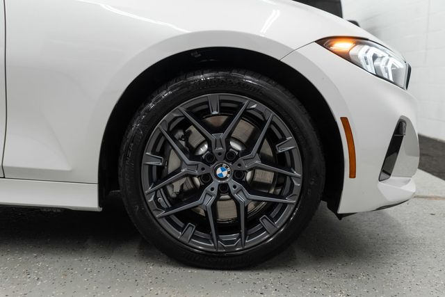 2025 BMW 3 Series 330i xDrive - 22923883 - 36
