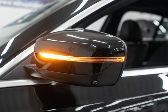 2025 BMW 3 Series 330i xDrive - 22956400 - 49