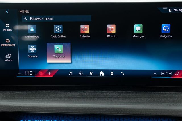 2025 BMW 3 Series 330i xDrive - 22958170 - 21