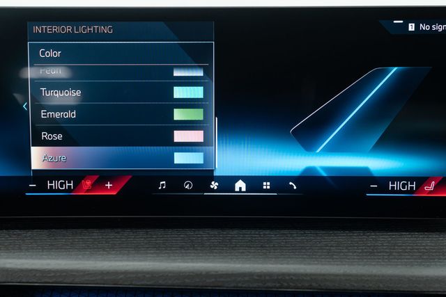 2025 BMW 3 Series 330i xDrive - 22958170 - 23