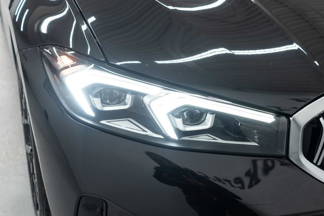 2025 BMW 3 Series 330i xDrive - 22958170 - 40