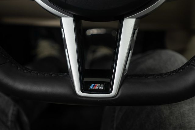 2025 BMW 3 Series 330i xDrive - 22959413 - 15