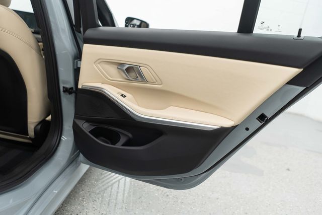 2025 BMW 3 Series 330i xDrive - 22959413 - 28