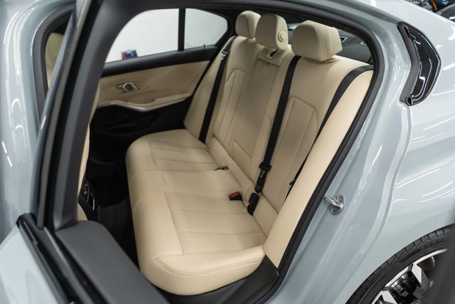 2025 BMW 3 Series 330i xDrive - 22959413 - 30