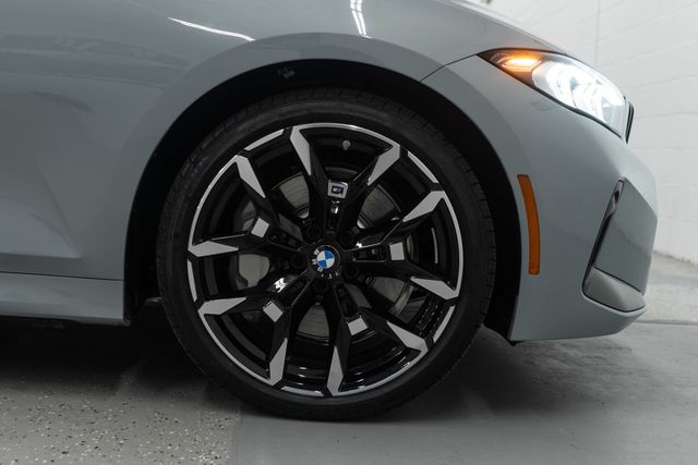 2025 BMW 3 Series 330i xDrive - 22959413 - 34