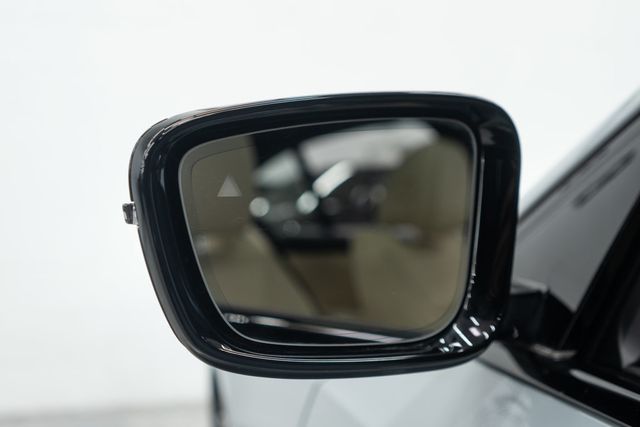 2025 BMW 3 Series 330i xDrive - 22959413 - 46