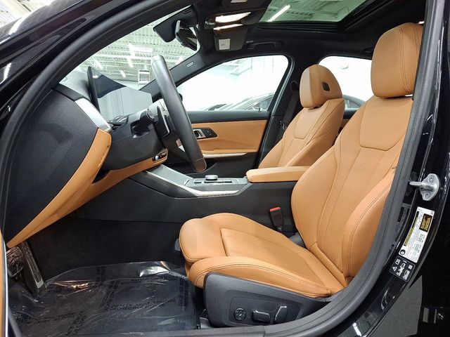 2025 BMW 3 Series 330i xDrive - 22991219 - 13