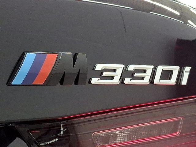 2025 BMW 3 Series 330i xDrive - 22991219 - 36