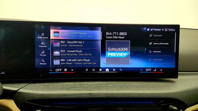 2025 BMW 3 Series 330i xDrive Sedan w/ Convenience Package - 23022960 - 17