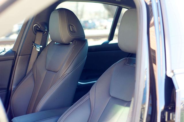 2025 BMW 3 Series LocalTrade/M-340-X-Drive/DrivingAssistanceProfessionalPkg/NAV - 22984445 - 16