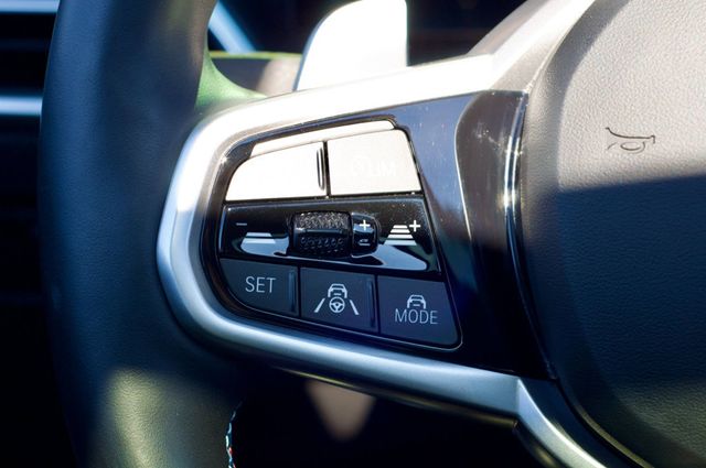 2025 BMW 3 Series LocalTrade/M-340-X-Drive/DrivingAssistanceProfessionalPkg/NAV - 22984445 - 18