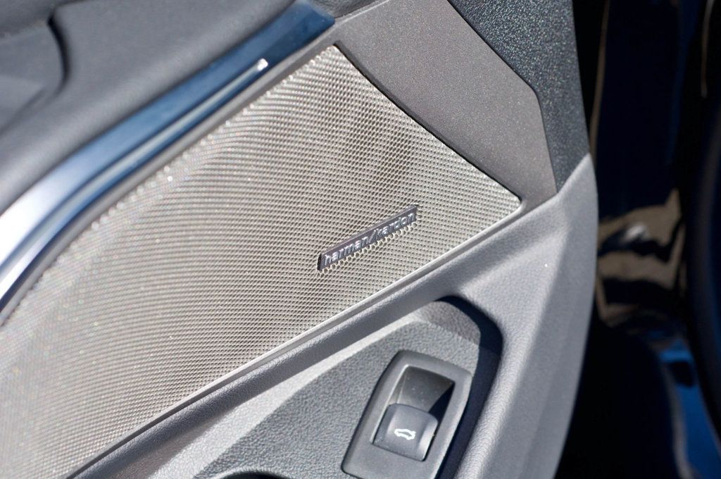 2025 BMW 3 Series LocalTrade/M-340-X-Drive/DrivingAssistanceProfessionalPkg/NAV - 22984445 - 23