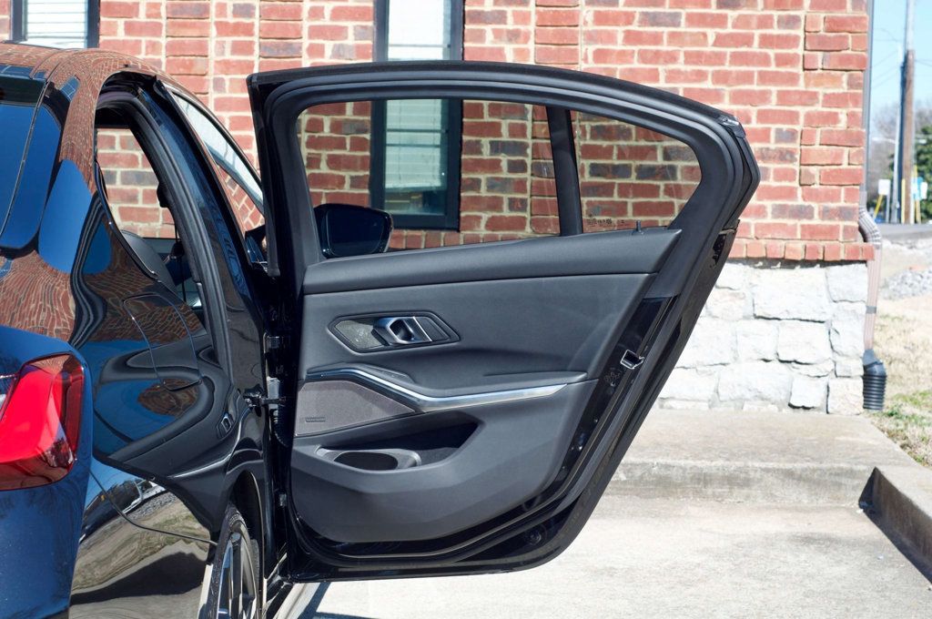 2025 BMW 3 Series LocalTrade/M-340-X-Drive/DrivingAssistanceProfessionalPkg/NAV - 22984445 - 41