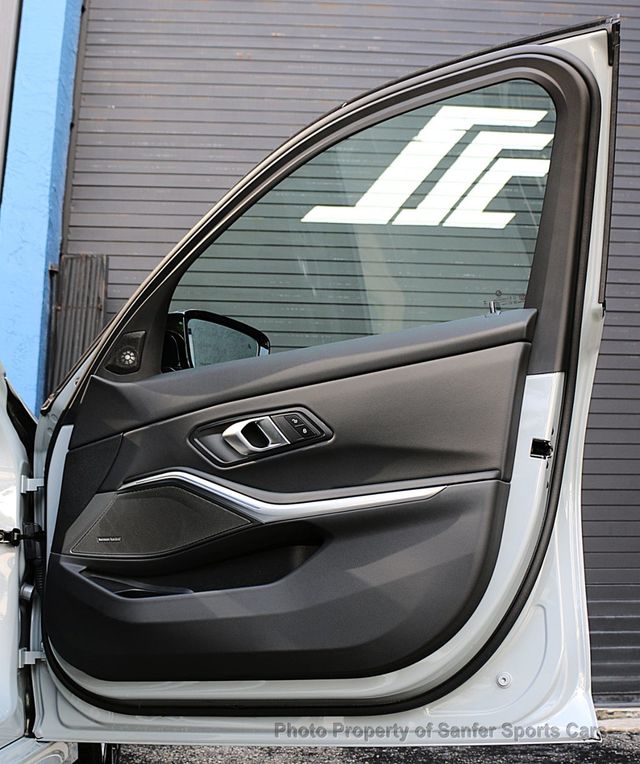 2025 BMW 3 Series M340i - 23074615 - 19