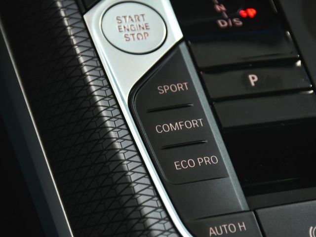 2025 BMW 3 Series M340i xDrive - 23046118 - 34