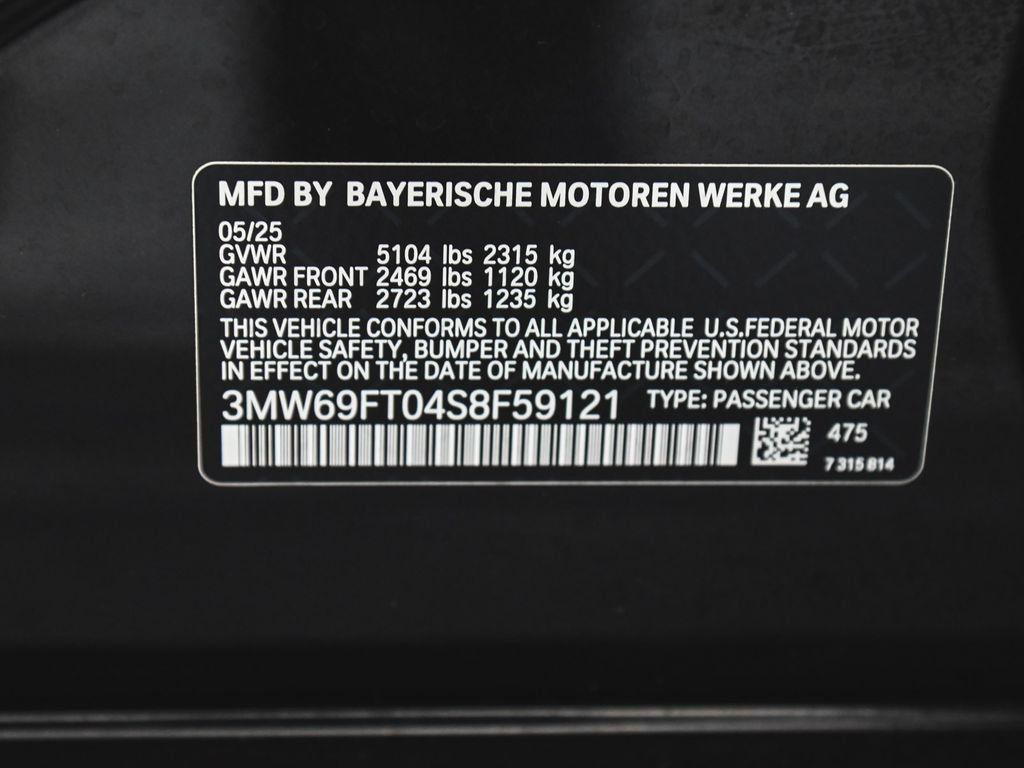 BMW 3 Series photo 14