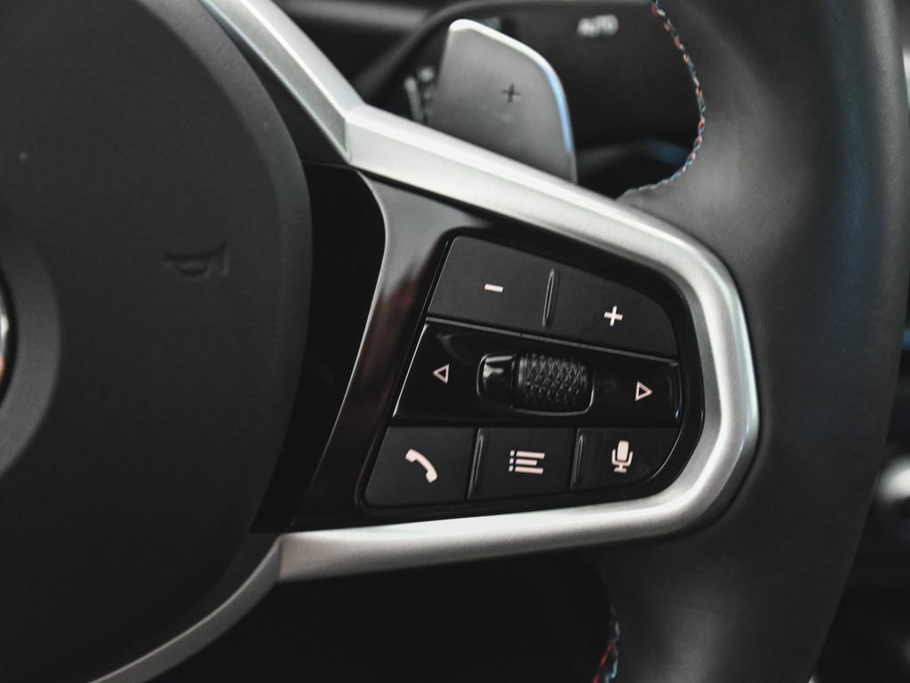BMW 3 Series photo 29