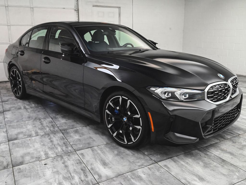 BMW 3 Series photo 3