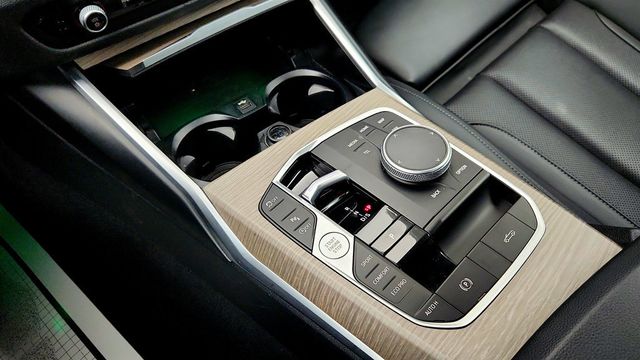 2025 BMW 4 Series 430i Convertible w/ Premium Pkg, Navigation & Power Soft Top - 22999642 - 16