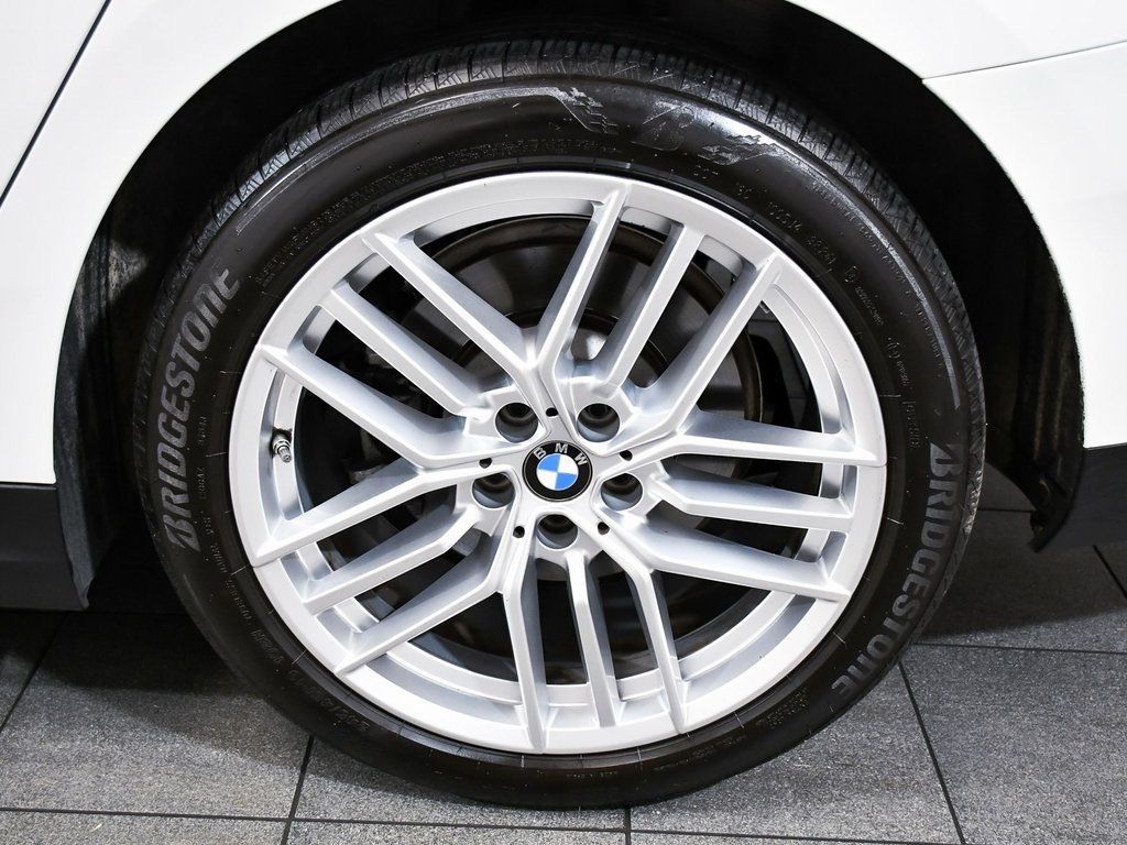 2025 Bmw 530i photo 8