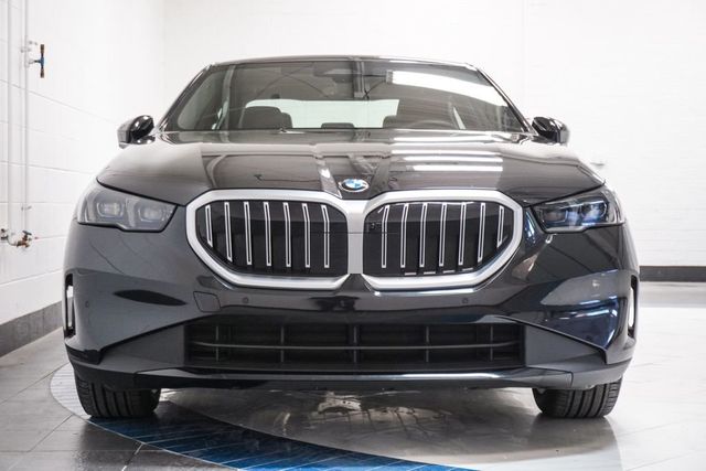 2025 BMW 5 Series 530i - 23038998 - 35
