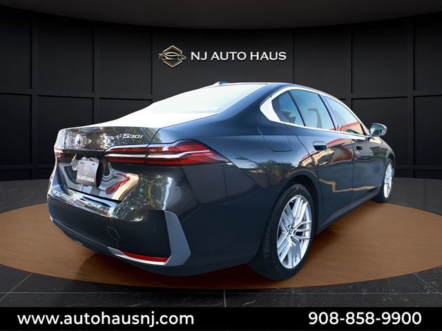 2025 BMW 5 Series 530i - 23044493 - 11