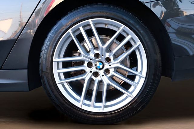 2025 BMW 5 Series 530i - 23044493 - 39