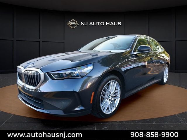 2025 BMW 5 Series 530i - 23044493 - 4