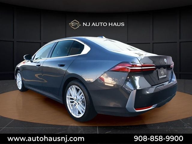 2025 BMW 5 Series 530i - 23044493 - 7