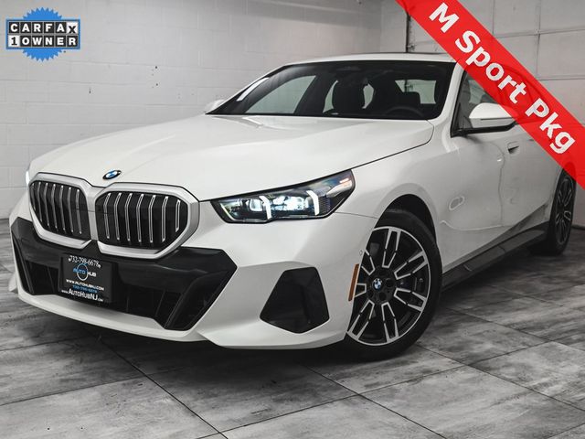 2025 BMW 5 Series 530i xDrive - 22915376 - 0