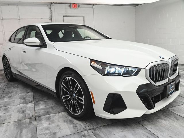 2025 BMW 5 Series 530i xDrive - 22915376 - 2